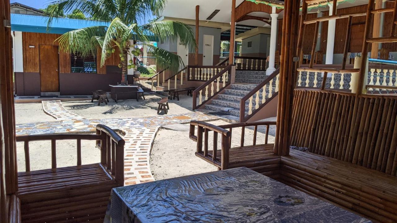 Maya Guest House - Sipaway Island San Carlos  Екстер'єр фото