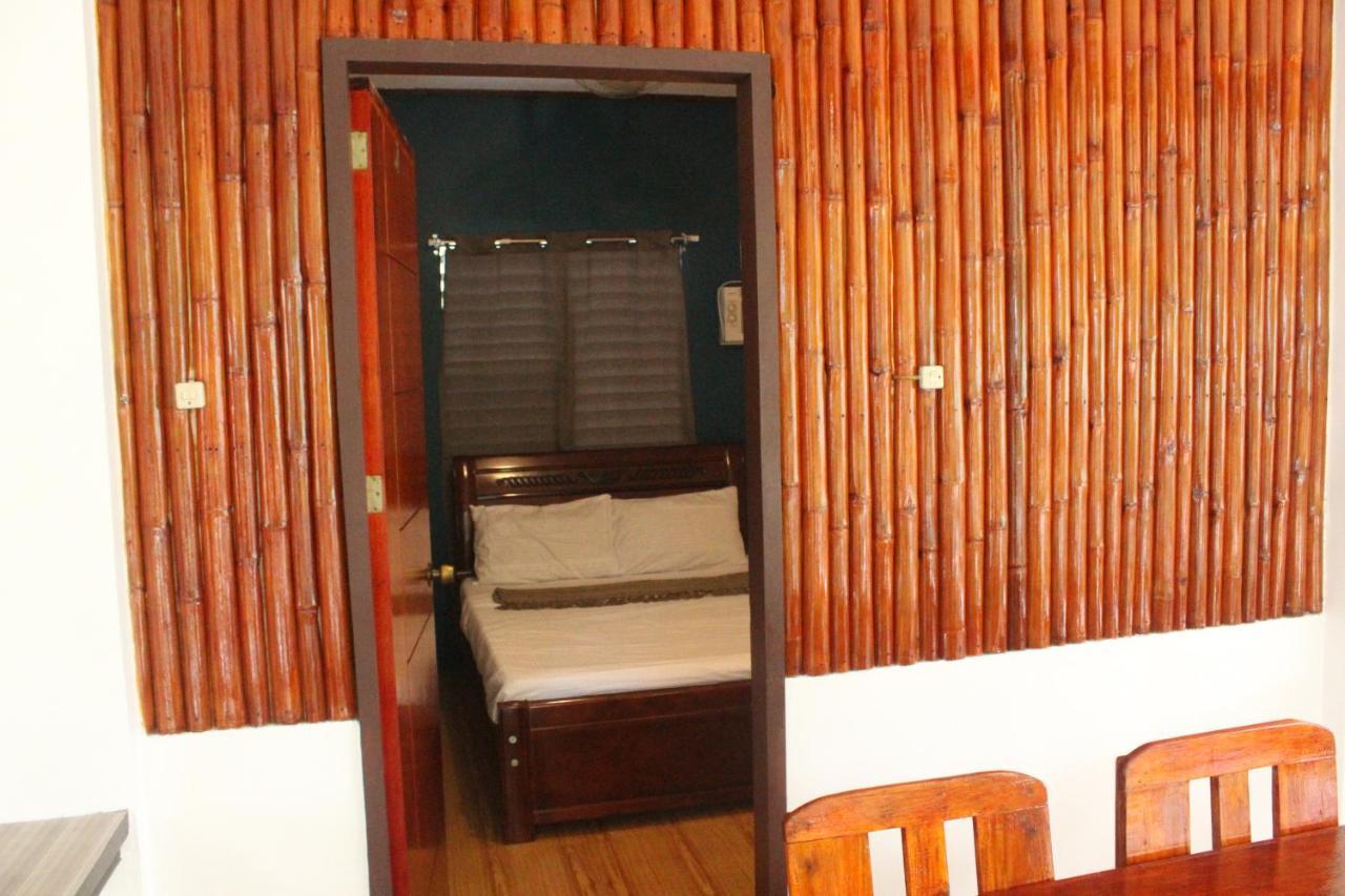 Maya Guest House - Sipaway Island San Carlos  Екстер'єр фото