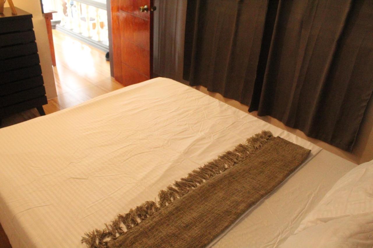 Maya Guest House - Sipaway Island San Carlos  Екстер'єр фото