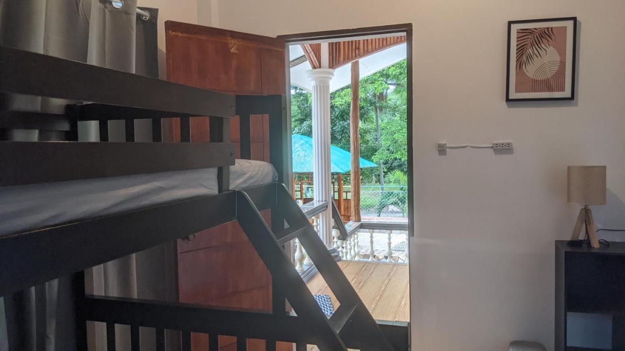 Maya Guest House - Sipaway Island San Carlos  Екстер'єр фото
